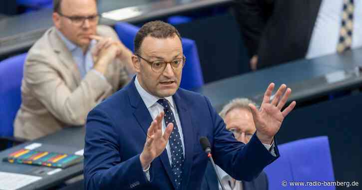 Kontroverse im Bundestag um teure Maskenkäufe