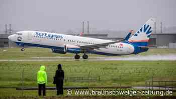 „Stoppt alles“ – Liebes-Anruf hält Flieger in Turin am Boden
