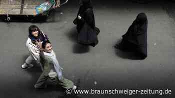 Wahlen im Iran: Wer folgt auf den „Schlächter von Teheran“?