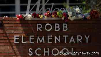 Grand jury indicts 2 Uvalde CISD officers for their role in Robb Elementary shooting