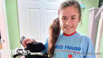 Martin Clunes sends video to superhero fundraiser