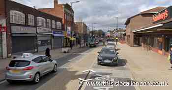 LIVE: Hornchurch incident near Sainsbury's shuts A124