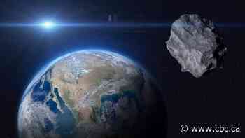 Large asteroid to pass between Earth and the moon on Saturday