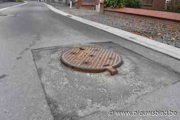 Man komt in financiële problemen terecht en steelt putdeksels van openbare weg: “Veel heeft hij er niet aan verdiend: amper 58 euro en een hele pak miserie”
