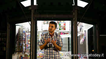 "Ce l’ho, ce l’ho, mi manca", le edicole romane diventano palcoscenici