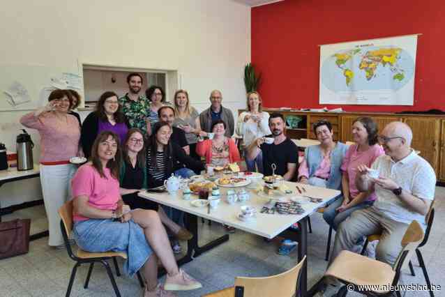 Leerkracht Ann Van Strijthem uitgezwaaid op OLVC campus Grotenberge