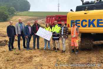 Jetzt geht es los: Bagger rollen am Kapellenberg
