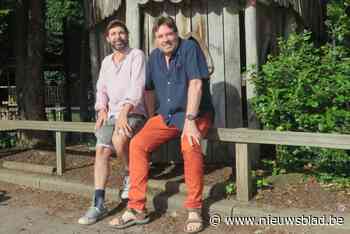 De Tuimeling zwaait meester Gi uit die opgevolgd wordt door oud-leerling meester Cé