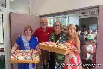 Vier leerkrachten van De Knipoog met pensioen: high fives, knuffels en een traan