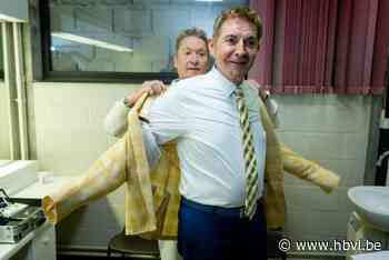 Op bezoek bij de duizendste aflevering van ‘De zoete inval’: “Margriet Hermans in hare blote”