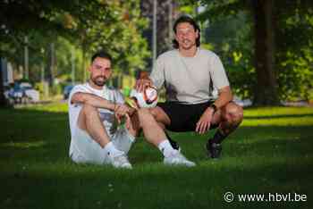 Uit de hand gelopen grap op carnaval levert voetbalclub twee toptransfers op: “Uiteindelijk best een leuk idee”
