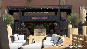 Twee zomerbars willen samen meer mensen naar de Scheldekaaien trekken