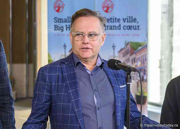 In email to caucus, Liberal MP says Prime Minister Justin Trudeau should step down