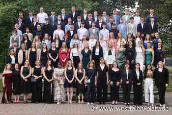 Entlassfeier mit Seltenheitswert: Gesamter Jahrgang besteht Abitur