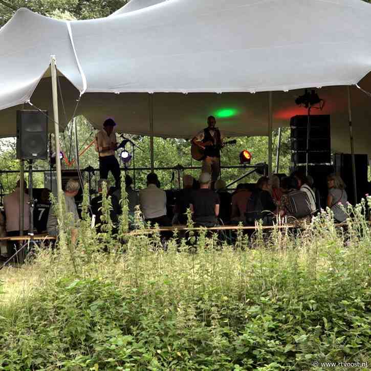 Festival Zunnewende verbindt mensen opnieuw door streektaal en -cultuur