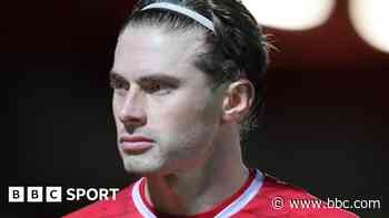 MK Dons sign Accrington midfielder Pritchard