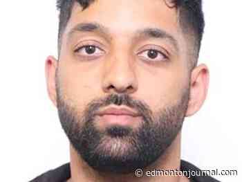 Edmonton police warn about missing violent sex offender