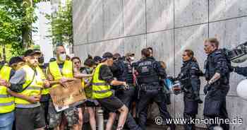 AfD-Parteitag: 28 Polizisten bei Zusammenstößen mit Gegendemonstranten verletzt