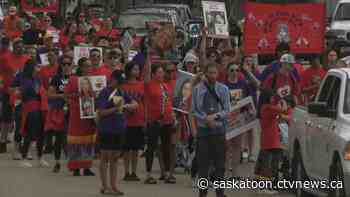 'They have nowhere to go': Hundreds walk in Saskatoon to raise awareness for domestic violence