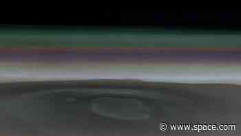 Mars Odyssey celebrates 100,000 orbits, captures epic view of solar system's largest volcano
