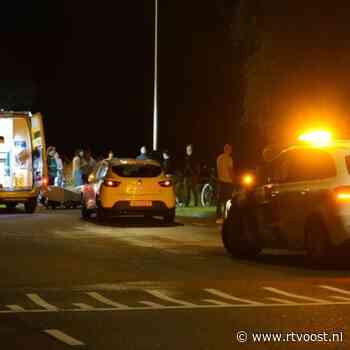 112 Nieuws: Elektrische bestelbus in rook op | Auto vliegt in brand in Tuk