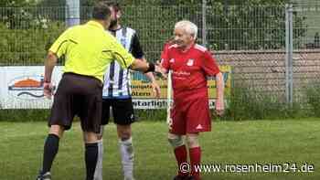 Mit stolzen 81 Jahren! Rentner Heinz feiert Comeback in der Kreisliga