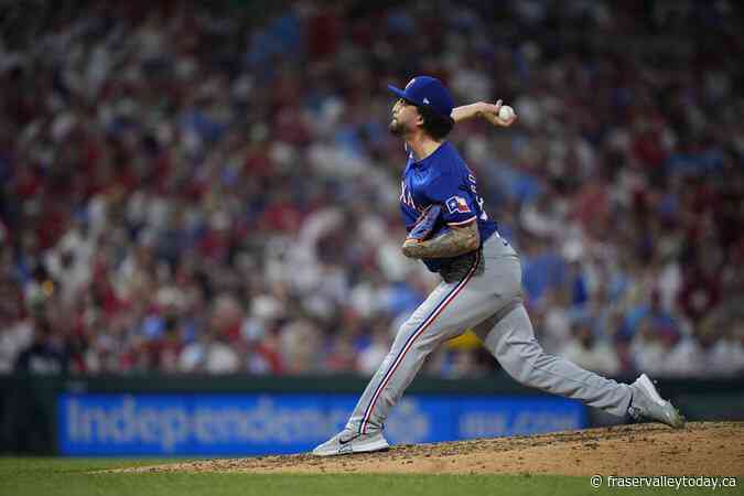 Blue Jays get reliever Yerry Rodriguez for Josh Mollerus in trade with Rangers