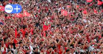 Hannover: Türkei-Spiel gegen Österreich live auf der Leinwand am Waterlooplatz