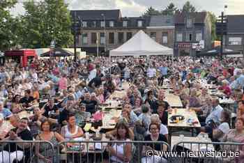 “Vier vakantie in je eigen dorp”: Christoff en anderen zetten zomer muzikaal in