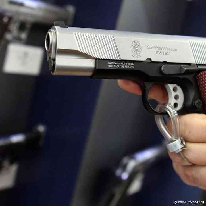 Zelfbenoemde gangster weer voor de rechter, maar ontspringt de dans