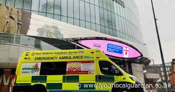Woodcote Road Wallington: Man taken to hospital after crash