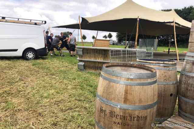 Opbouw Moen Feest 2024 op schema: “Festivalweide ligt er goed bij ondanks regenval van voorbije weken”