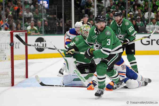 Maple Leafs sign defenceman Tanev to six-year, US$27-million contract