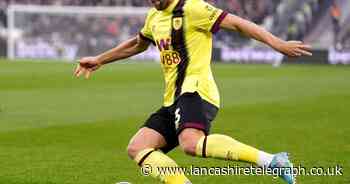 Southampton sign ex-Leeds man Charlie Taylor from Burnley