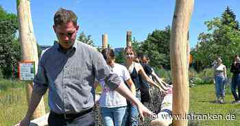 Bamberg: Inklusiver Sinnespfad bei Bienen-InfoWabe in Gaustadt eröffnet