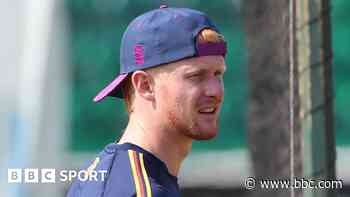 Essex batter Cox has appendix operation