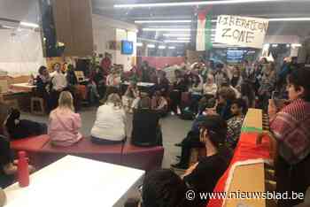 Studenten geven geen gehoor aan vraag KU Leuven om protest te stoppen: universiteit beraadt zich over reactie