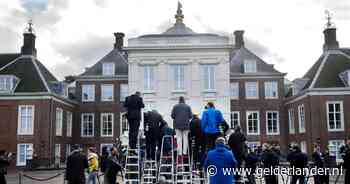 Gouden tip voor bordes: pratende ministers staan nooit mooi op de foto, dus ‘geen smalltalk!’