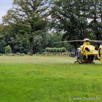112 Nieuws:  Traumahelikopter landt in Markelo voor hulpverlening aan zwaargewond persoon