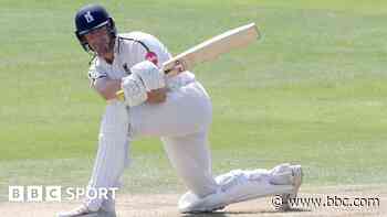 Burgess and Barnard help Bears rally at Taunton