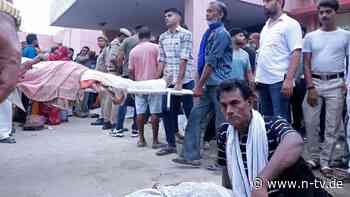 Tragödie nach religiösem Fest: Mehr als 100 Tote bei Massenpanik in Indien