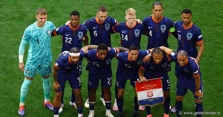 LIVE EK 2024 | Oranje met Simons en verrassing Bergwijn begonnen aan achtste finale tegen Roemenië