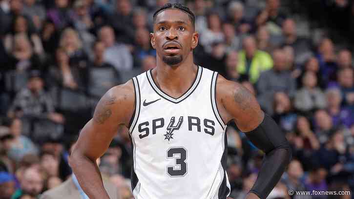 Ex-NBA player fires back at social media trolls after name surfaces amid Spurs' deal with Chris Paul