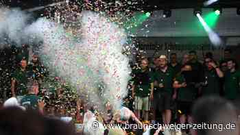 Schnaps und schräger Gesang? So lustig geht es zu bei den Borntaler Schnappsdrosseln