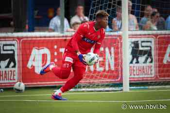 STVV-doelman Suzuki voor recordbedrag naar Italië, vervanger Kokubo staat klaar