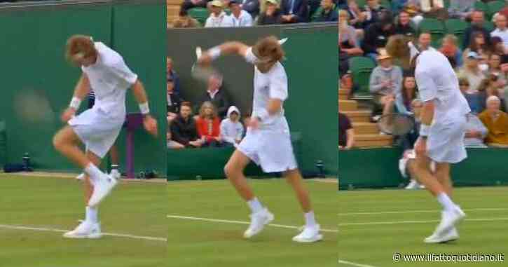 Wimbledon, Rublev lo ha fatto di nuovo: i fan sono preoccupati. Lui confessa: “Sto cercando di migliorare. È un processo e richiede tempo”