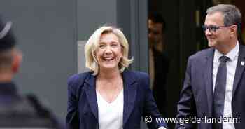 Ruim 200 kandidaten zien af van tweede ronde Franse verkiezingen, om Le Pen wind uit zeilen te nemen