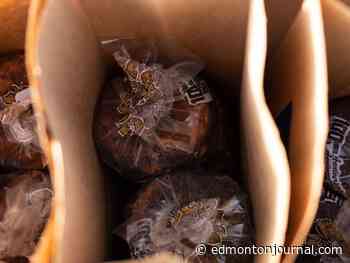 Montreal bagel fundraiser hoping to sell additional 1,130 dozen bagels