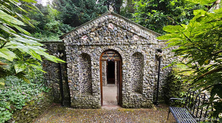A day trip to Scott’s Grotto and the town of Ware