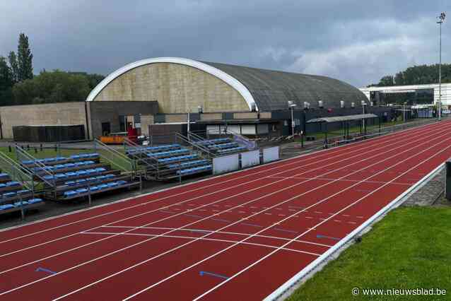 Vernieuwde atletiekpiste officieel geopend